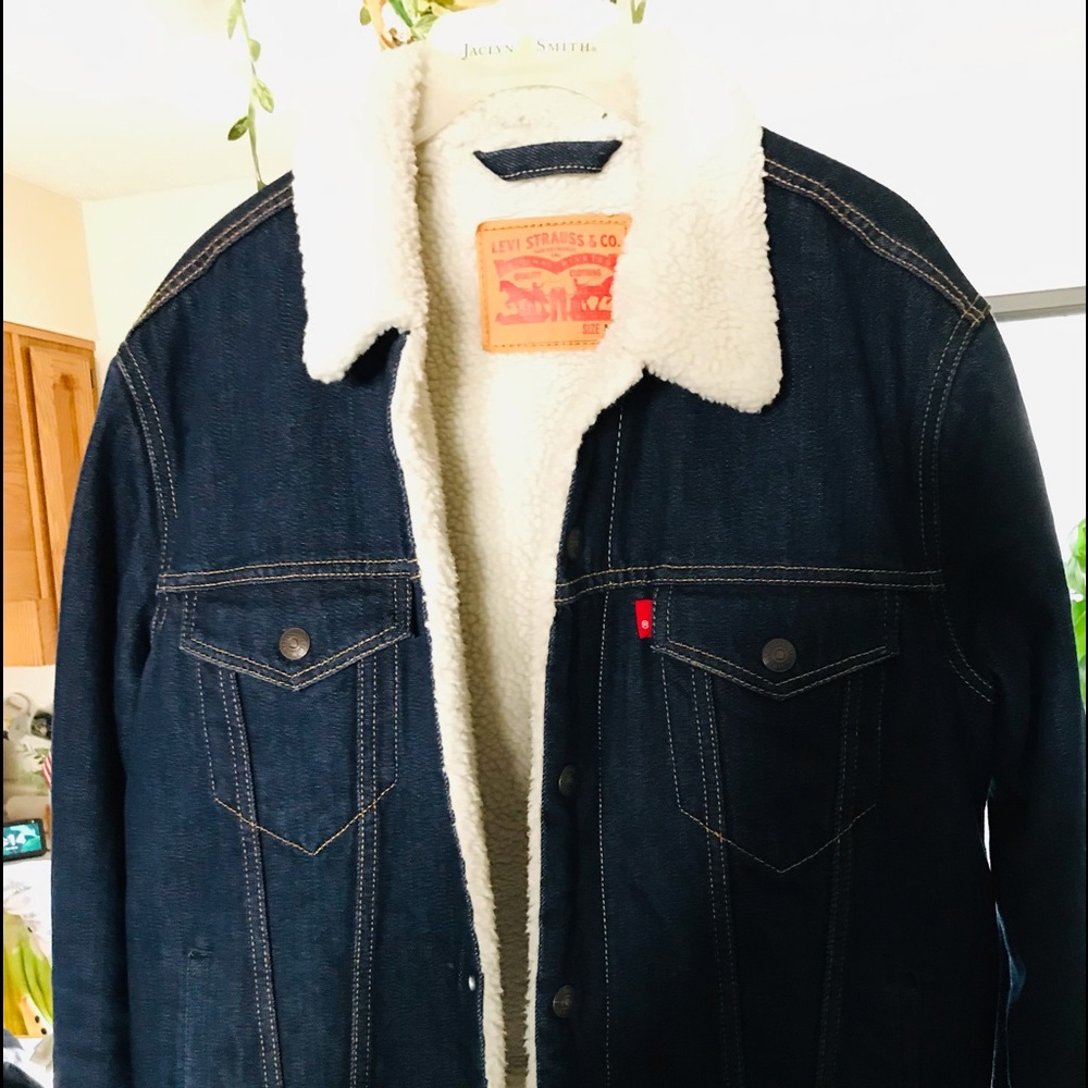 Levi’s Sherpa jean trucker jacket